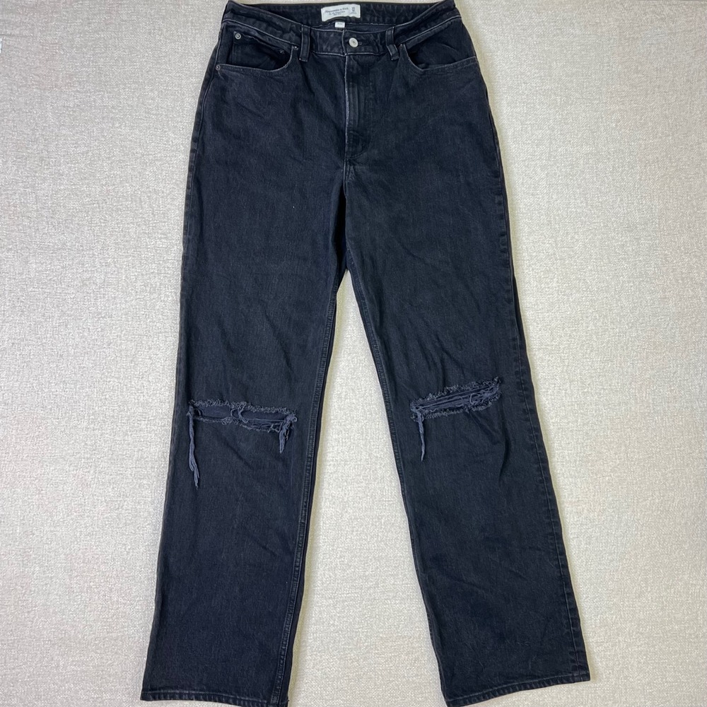 Abercrombie & Fitch High-Rise Black Distressed Jeans Curve love 90s
